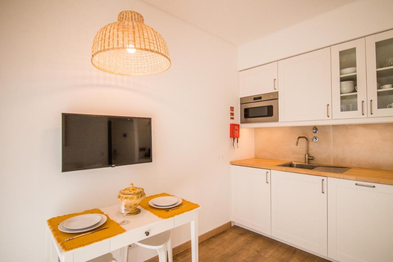 188 Apartments - Buganvilia - Pool And Balcony Cascais Dış mekan fotoğraf